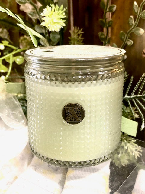 AROMATIQUE 6oz Candle