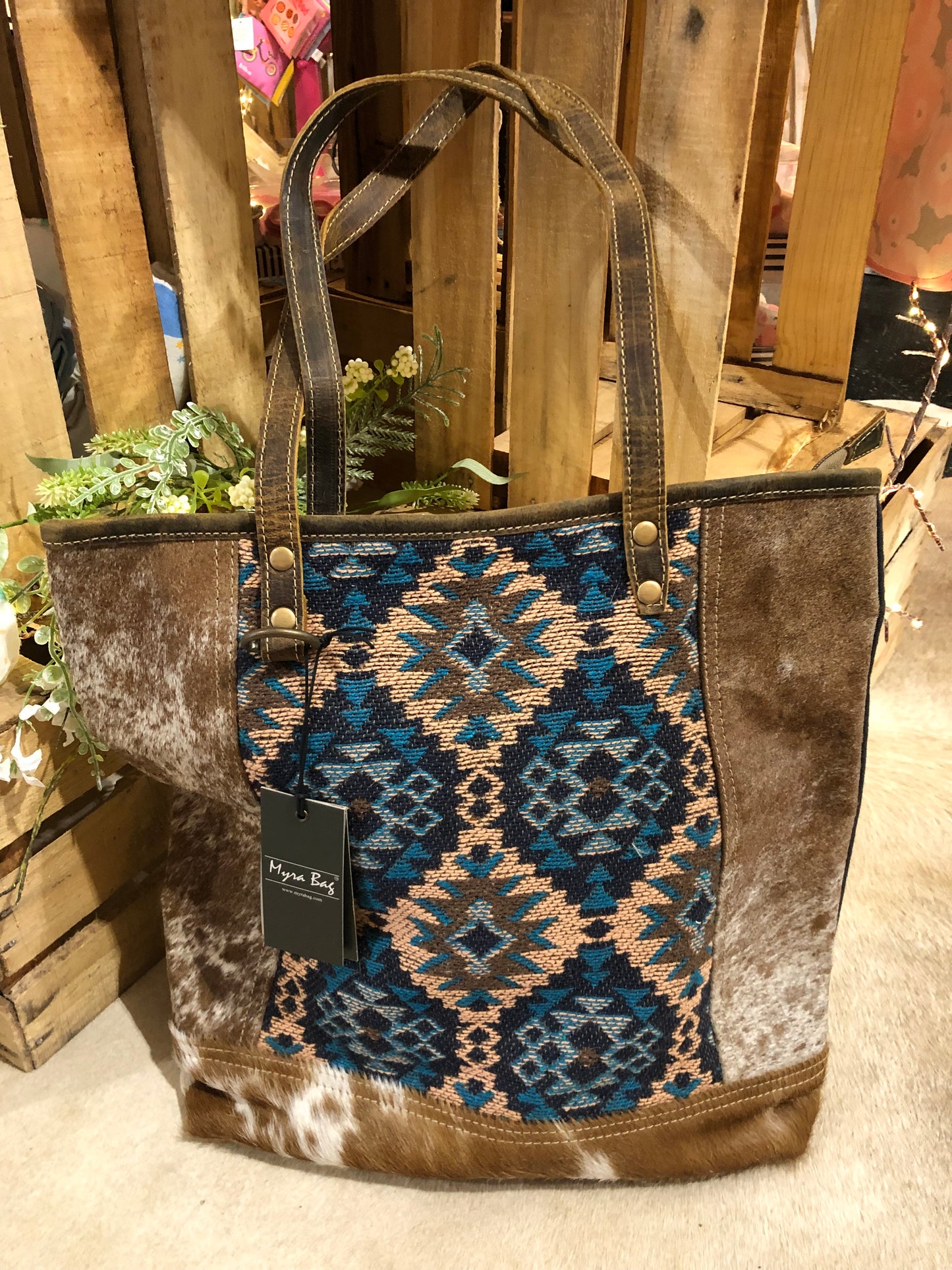 Vanessia Tote Myra Bag