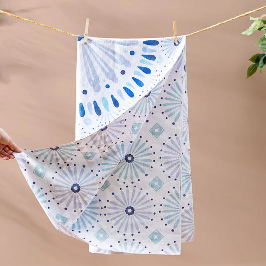 Blue Coastal Towel Quick Dry Waffle Weave w/ Matching Carrying Case, Shibori, 60"L x 30"W