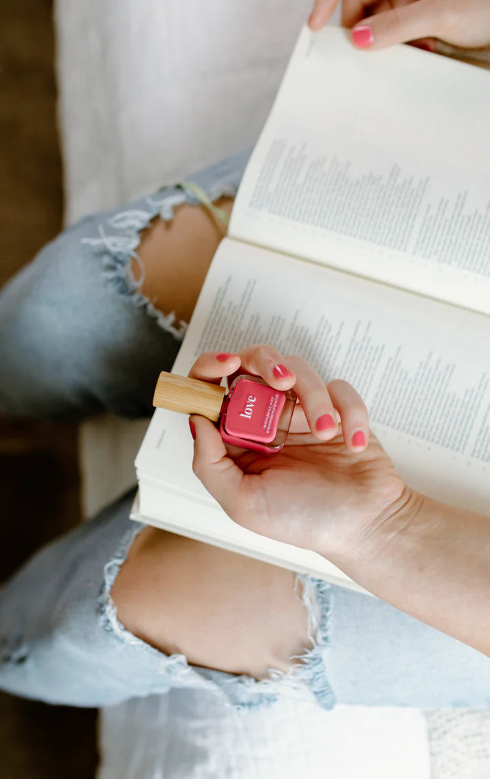 love non-toxic nail polish by reminder