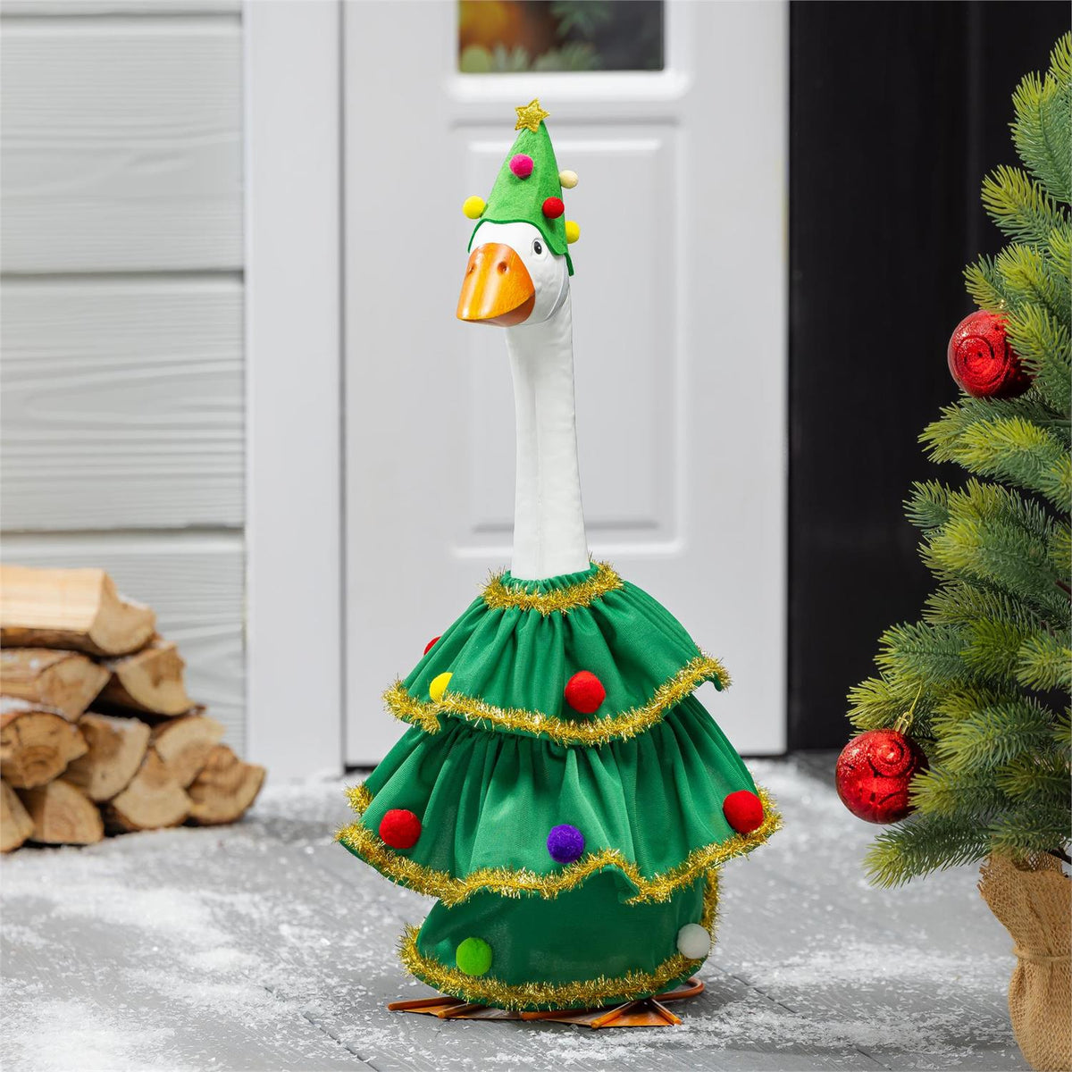 Giddy the Goose Outfit, Christmas Tree